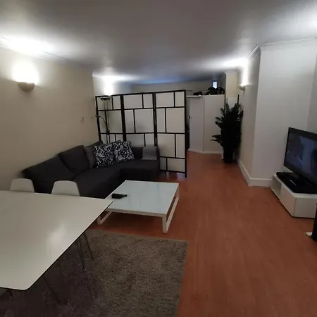 Large Modern Gf 1-Bed Apartment Sleeps 2 London Exterior photo